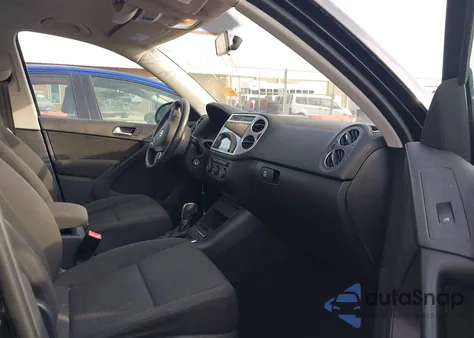 2013 Volkswagen Tiguan S z USA, uszkodzony, nr VIN WVGBV7AX9DW549256